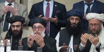 قطر میں امریکا کے ساتھ ہونے والے مذاکرات کامیاب ہو گئے۔ افغان طالبان کا دعویٰ