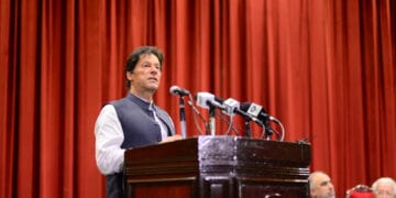 کشمیری مسلمان نہ ہوتے تو آج ساری دنیا نے کشمیریوں کے ساتھ کھڑے ہوجانا تھا۔ وزیر اعظم