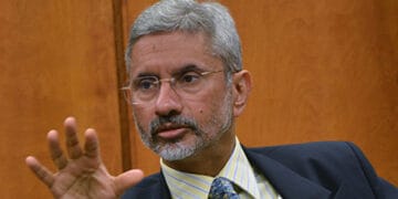 بھارت کی پاکستان سے سفارتی تعلقات معمول پر لانے کی اپیل، بات جیت کا راستہ کھلا رکھنے کی گزارش