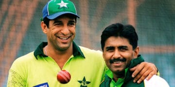 جاوید میانداد نے پاکستان ٹیم کے ہیڈ کوچ کیلیے سابق فاسٹ بولر وسیم اکرم کو آئیڈیل قرار دے دیا