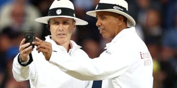 ایشز میں ناقص امپائرنگ پر آئی سی سی کا امپائرز کیخلاف ایکشن