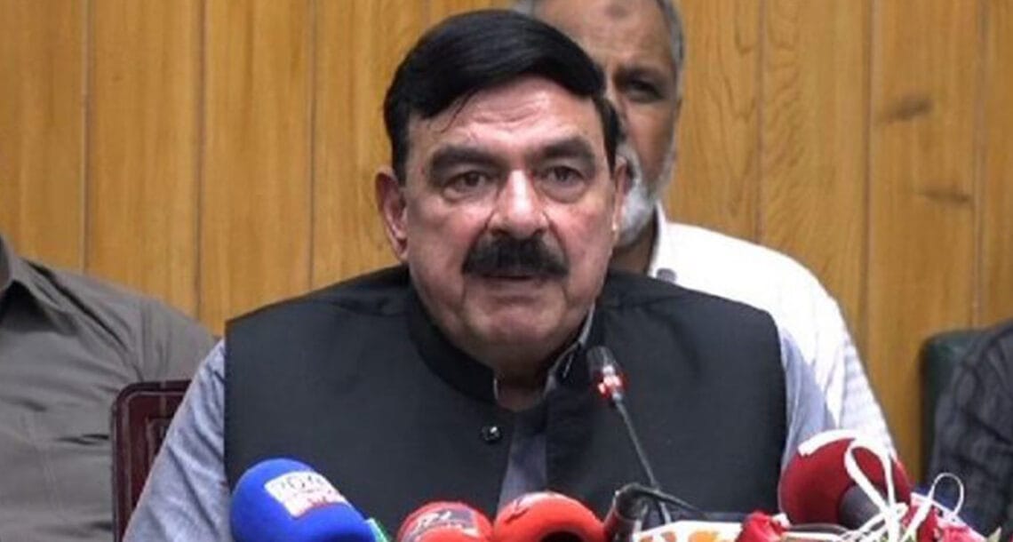 اکتوبر نومبرمیں پاک بھارت جنگ کا امکان ہے۔ وزیر ریلوے شیخ رشید