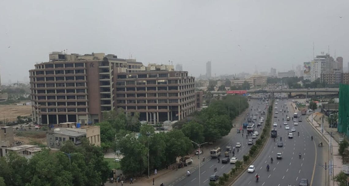 کراچی میں مون سون کا دوسرا مرحلہ، بادل پہلے سی زیادہ برسنے کو تیار