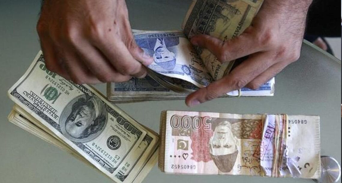 ڈالر کی قیمت میں مسلسل کمی کا سلسلہ جاری