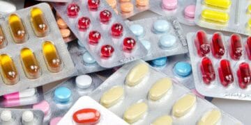 پی ٹی آئی حکومت کو ایک سال مکمل، صحت کے شعبے میں عوام کو مشکلات کا سامنا