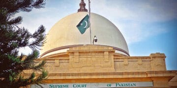 حکومت پاکستان کا 14 اگست کو یوم یکجہتی کشمیر اور 15 اگست کو یوم سیاہ کے طورپر منانے کا اعلان