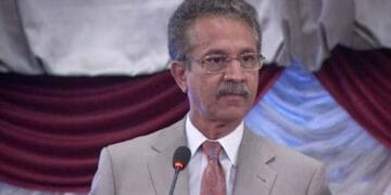 میئر کراچی وسیم اختر کا شہریوں کو سندھ حکومت کو ٹیکس نہ دینے کا مشورہ