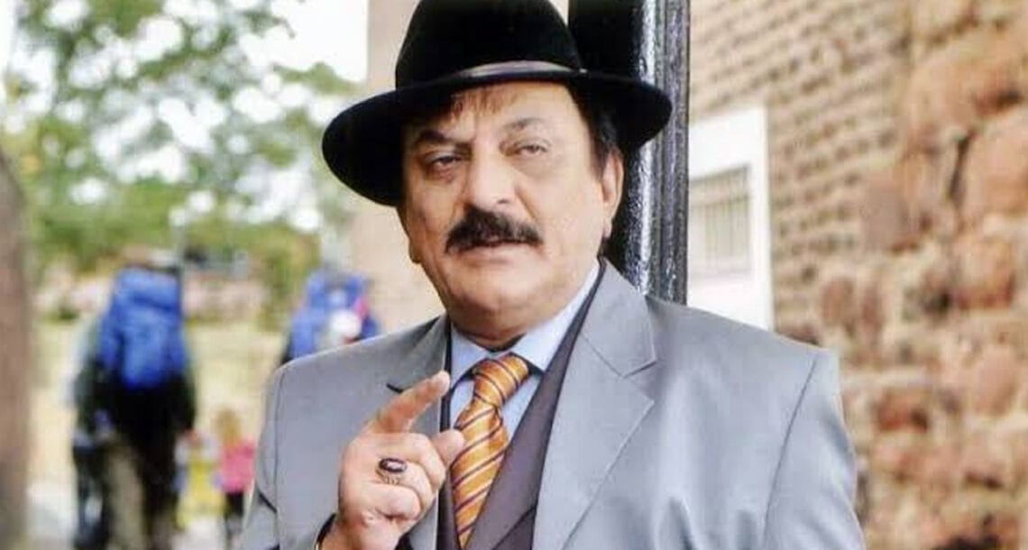 پاکستانی سینئر اداکار عابد علی کی حالت انتہائی تشویشناک، بیٹیوں کی دعا کی درخواست