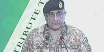 پاکستانی اور کشمیریوں کے دل ایک ساتھ دھڑکتے ہیں، زندہ قومیں اپنے شہدا پر ناز کرتی ہیں۔ آرمی چیف