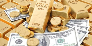 ملک میں سونے اور ڈالر کی قیمتوں میں اضافہ