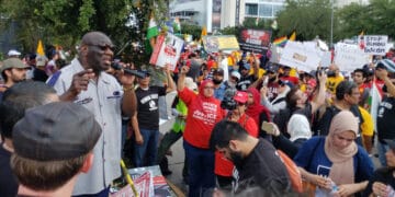 ہیوسٹن میں بھارتی وزیراعظم کیخلاف ہزاروں افراد کا تاریخی احتجاج