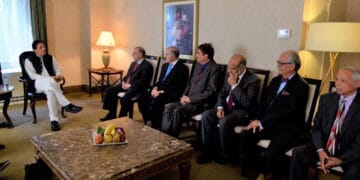 امریکا مسئلہ کشمیرکے حل میں مثبت کردارادا کرسکتا ہے۔ وزیراعظم