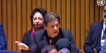 پاکستان میں پانچ سال کے دوران دس ارب درخت لگائیں گے۔ وزیر اعظم
