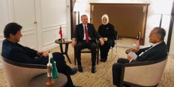 پاکستان، ترکی اور ملائشیا کا بی بی سی کی طرز پر انگلش ٹی وی چینل قائم کرنے کا فیصلہ