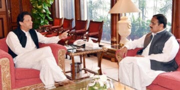 وزیر اعظم ڈینگی وائرس کے خلاف پیشگی اقدامات نہ کرنے پر وزیراعلیٰ پنجاب پر برہم