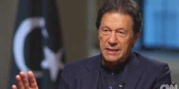 افسوس کے ساتھ عالمی رہنما بھارت کو ایک ارب 20 کروڑ کی مارکیٹ دیکھتے ہیں۔ وزیراعظم