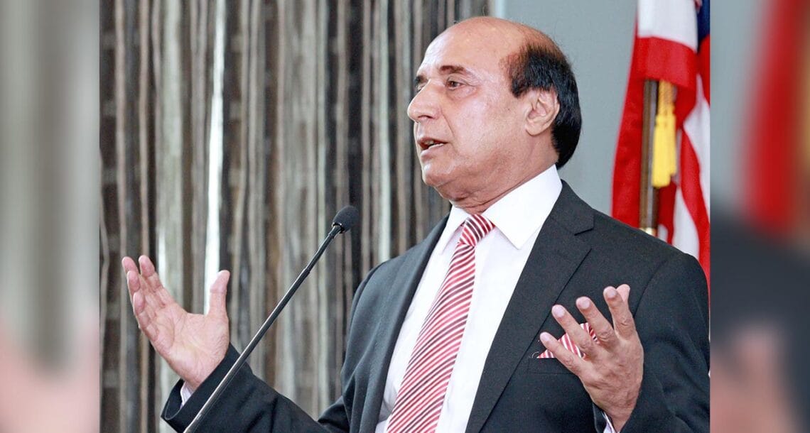 آصف زرداری کو اگر کچھ بھی ہوا تو ہم حکومت کو نہیں چھوڑیں گے۔ لطیف کھوسہ