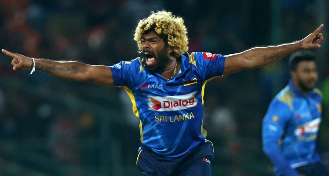 لستھ ملنگا ٹی 20 میں 4 گیندوں پر 4 وکٹیں لینے والے پہلے کھلاڑی بن گئے