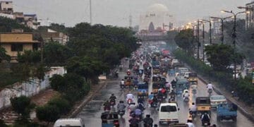 کراچی سمیت  ملک کے بیشتر علاقوں میں بارش کا امکان