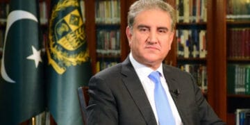 دنیا منہ موڑ سکتی ہے لیکن پاکستان کشمیر سے کبھی منہ نہیں موڑے گا۔ وزیرخارجہ شاہ محمود قریشی