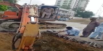 کراچی میں شارع فیصل ٹریفک کیلئے بند