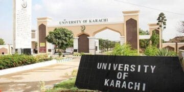 جامعہ کراچی سمیت 200 جامعات مالی بحران کا شکار، اساتذہ کا کلاسز کے بائیکاٹ کا اعلان