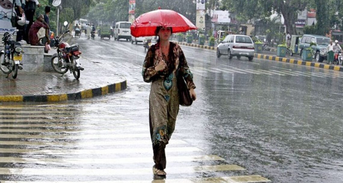 ملک کے بیشتر علاقوں میں بارش کا امکان