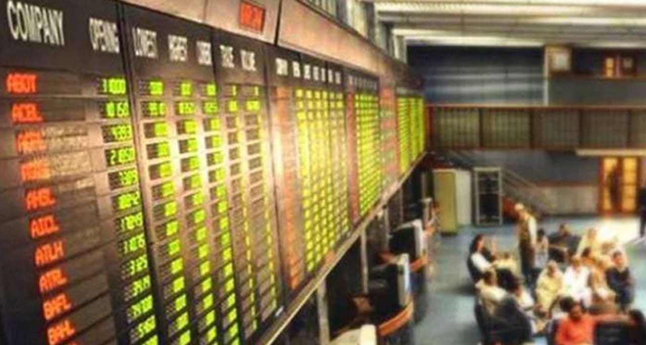 اسٹاک مارکیٹ میں مثبت رجحان سے کاروبار کا آغاز