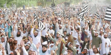آزادی مارچ آج اسلام آباد کے دروازے پر دستک دے گا۔