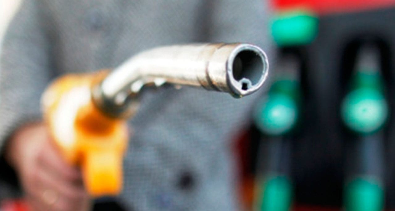 تاجروں اور ڈاکٹروں کے بعد پٹرولیم ٹینکرز ایسوسی ایشن نے بھی ہڑتال کر دی۔