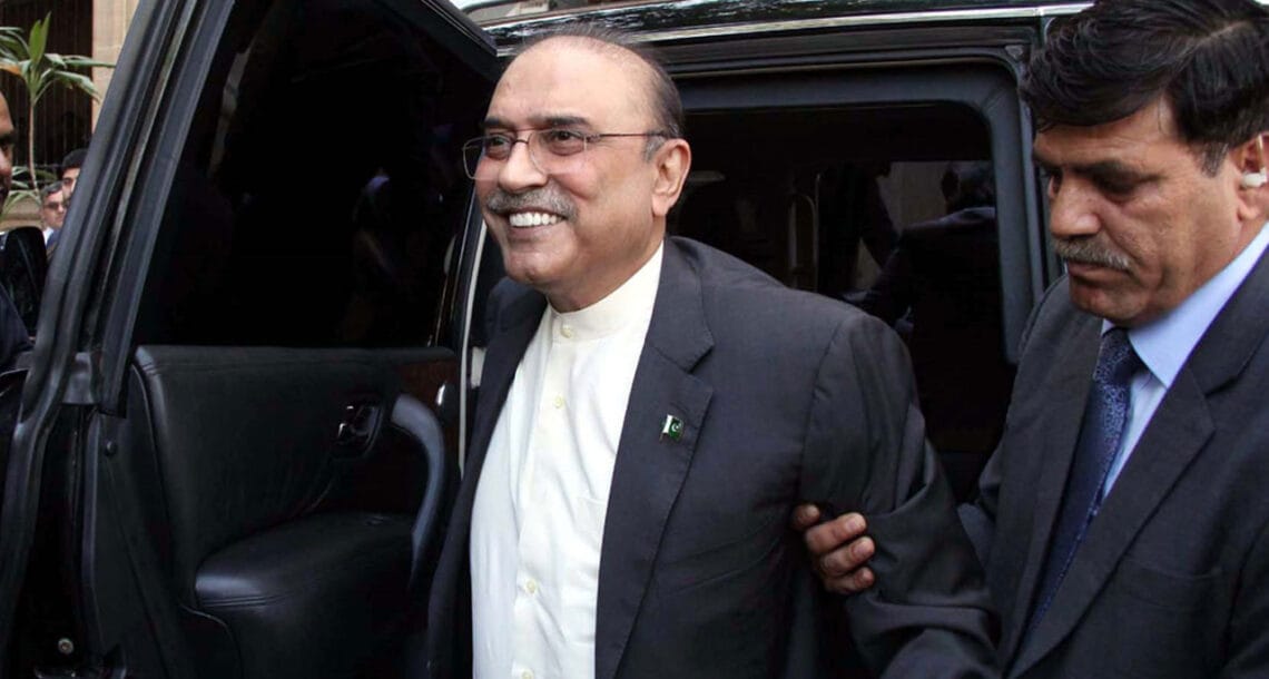 انشااللہ ہماری دعائیں مولانا کے ساتھ ہیں۔ آصف علی زرداری