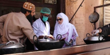 غیرمعیاری کھانا فروخت کرنے پر 12ریسٹورنٹس اور ہوٹلز کے خلاف کارروائی، ایک ریسٹورنٹ سیل