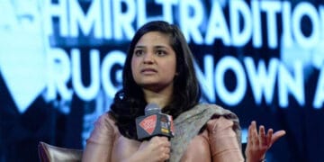 عمران خان نے اقوام متحدہ میں کشمیریوں کے لیے تقریر کی اس سے ان کو حوصلہ ملا۔ التجا مفتی