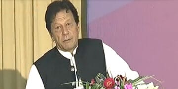 نظام تعلیم ختم ہونے پر مسلمان پیچھے رہ گئے، مسلمانوں نےعلم سے ترقی کی، تلوارسے نہیں۔ وزیراعظم