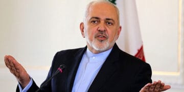 سعودی عرب اور ایران کے پاس بات چیت کے علاوہ کوئی دوسرا راستہ نہیں۔ ایرانی وزیر خارجہ