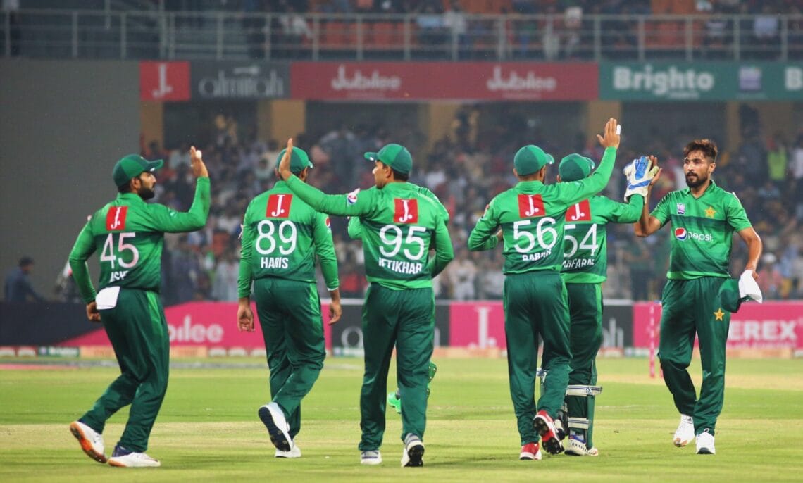 سری لنکا سے ٹی ٹوئنٹی میں کلین سوئپ کے بعد بھی پاکستان پہلے نمبر پر براجمان