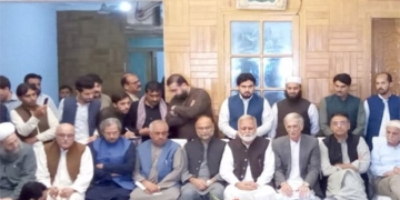 حکومت اور اپوزیشن کے درمیان مذاکرات، آزادی مارچ کے حوالے سے کوئی فیصلہ نہ ہوسکا۔