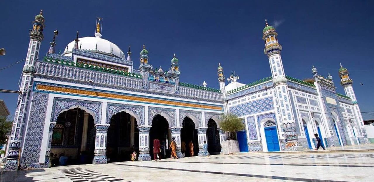 شاہ عبداللطیف بھٹائی کے 276ویں عرس کی 3 روزہ تقریبات کا آغاز آج سے شروع