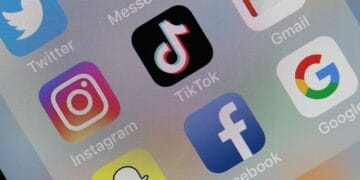 فیس بک کے بعد ٹک ٹاک کی بھی اشتہارات پر پابندی