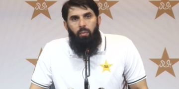 دورہ آسٹریلیا کیلئے ٹی 20 اور ٹیسٹ ٹیم کا اعلان، سرفراز باہر۔