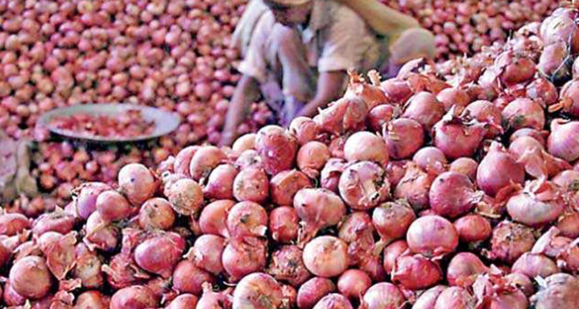 کراچی سمیت بڑے شہروں میں پیاز کی قیمت 100روپے فی کلو تک پہنچ گئی
