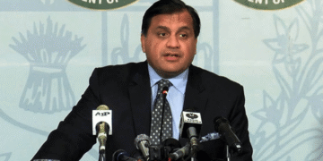 بھارتی جاسوس کلبھوشن یادیو کے معاملے پر قطعا کوئی ڈیل نہیں ہو رہی ہے۔ ترجمان دفتر خارجہ