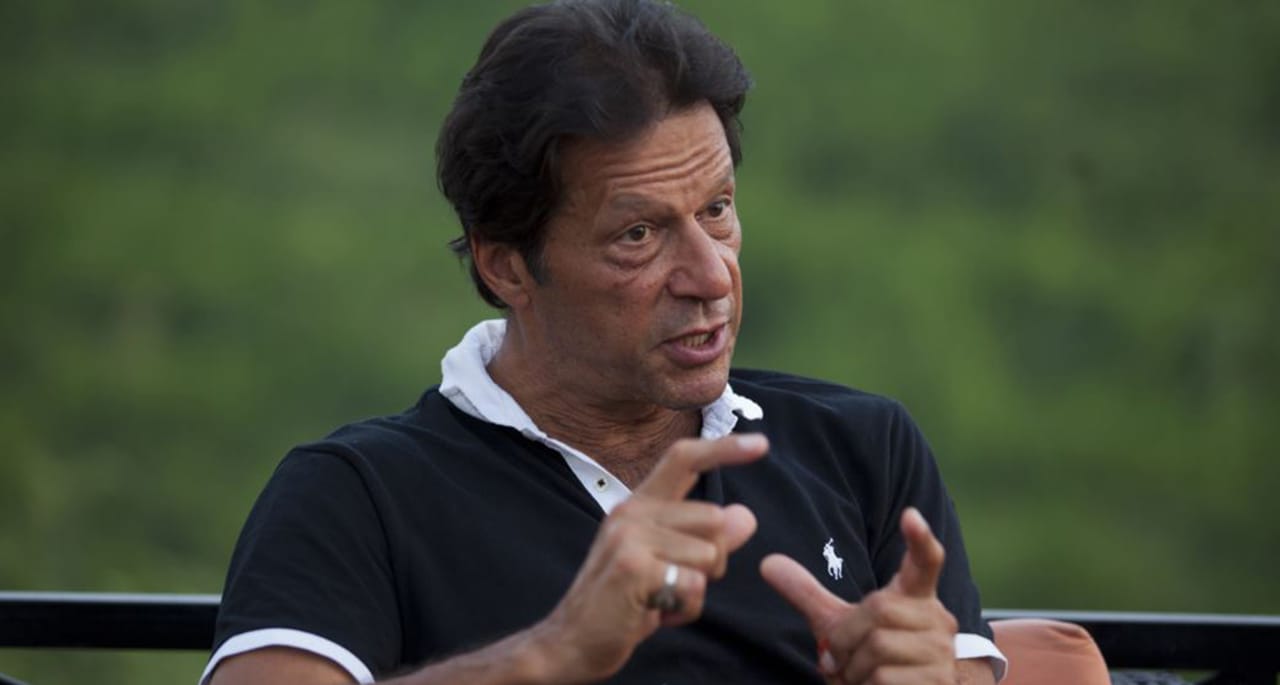 وزیر اعظم بننے کے بعد عمران خان کا پہلی بار دو دن کے لیے مصروفیات ترک کرنے کا فیصلہ