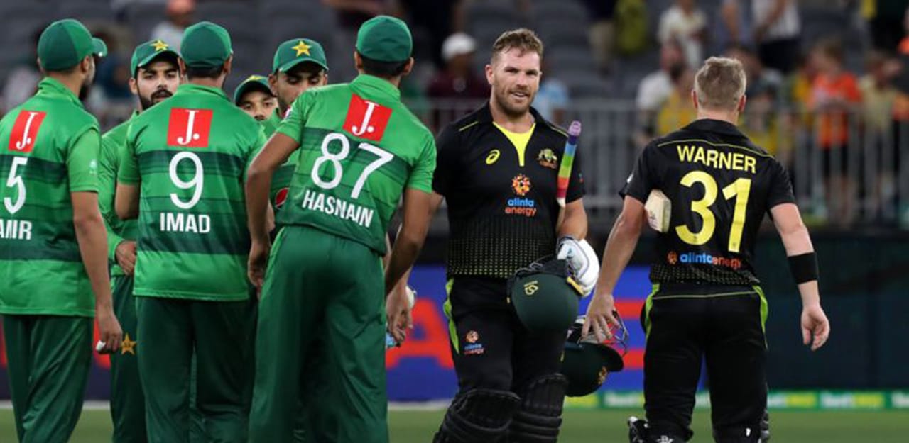 ٹی ٹوئنٹی میں آسٹریلیا سے شکست کے باوجود پاکستان رینکنگ میں ٹاپ پوزیشن پر برقرار