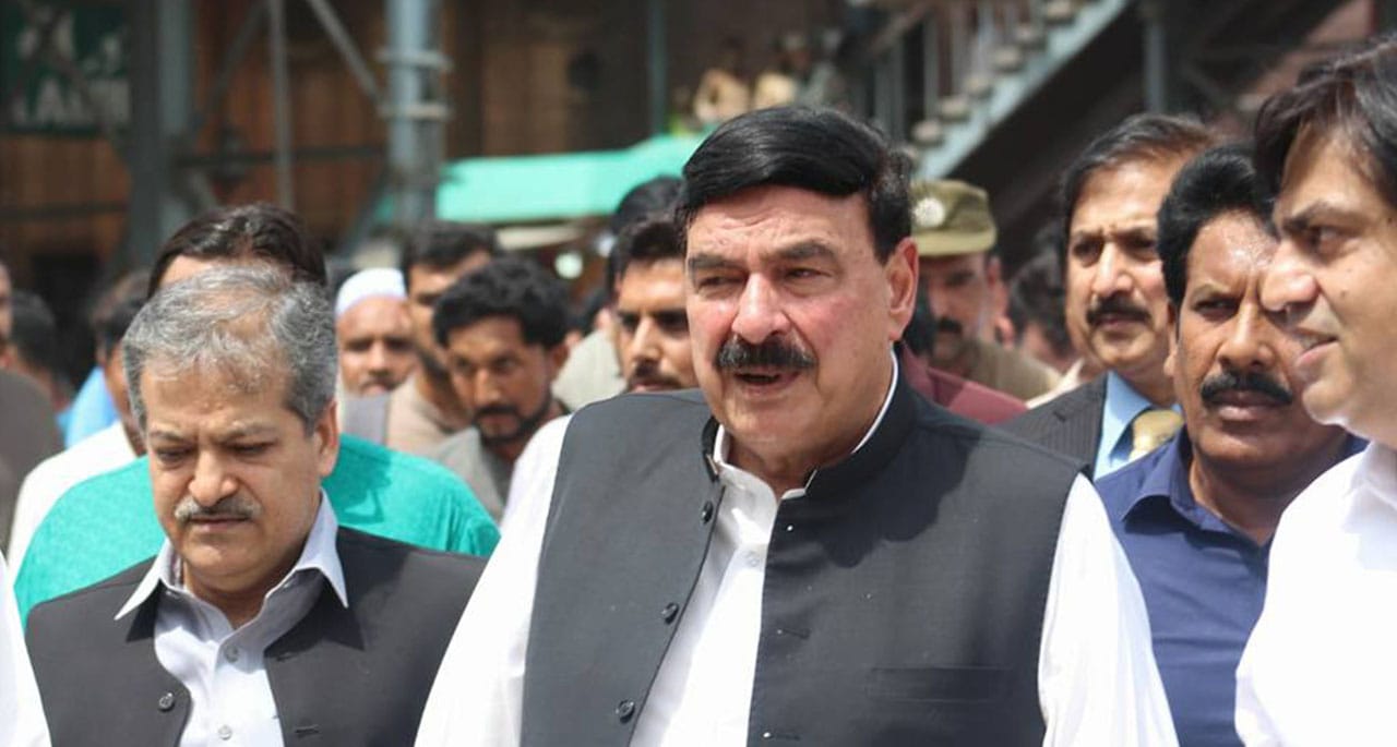 انسان لندن میں ہو یا کہیں اور موت کے فرشتے سے فائل گم نہیں ہوتی۔ شیخ رشید