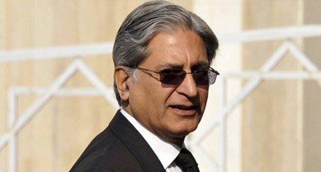 آصف زرداری کی طبیعت نواز شریف سے زیادہ ناساز ہے۔ اعتزاز احسن