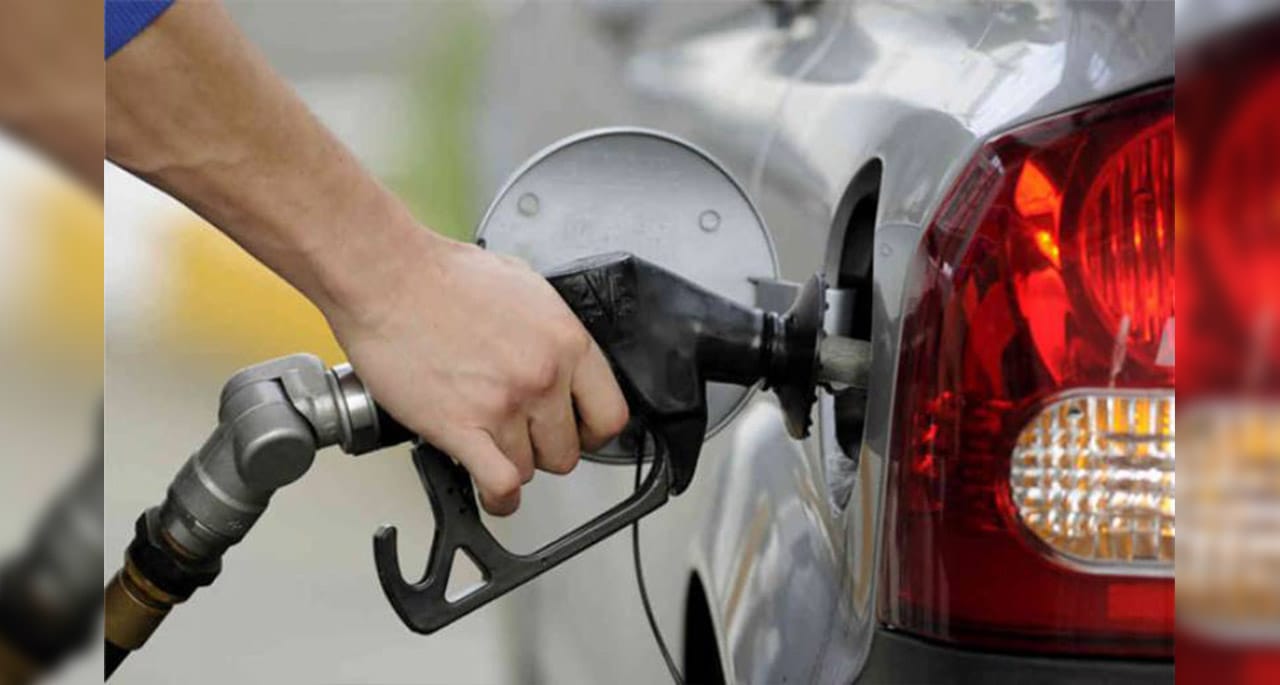 پٹرول کی قیمت ایک دفعہ پھر اضافہ
