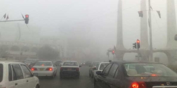 کراچی کا موسم خشک، راتیں سرد۔