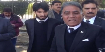 سابق صدر کے وکلا نے عدالتی فیصلہ چیلنج کرنے کا اعلان کردیا۔