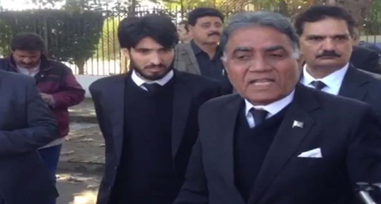 سابق صدر کے وکلا نے عدالتی فیصلہ چیلنج کرنے کا اعلان کردیا۔